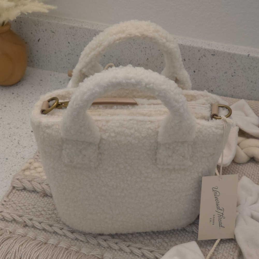 Sherpa Mini Tote - Picture 3 of 10